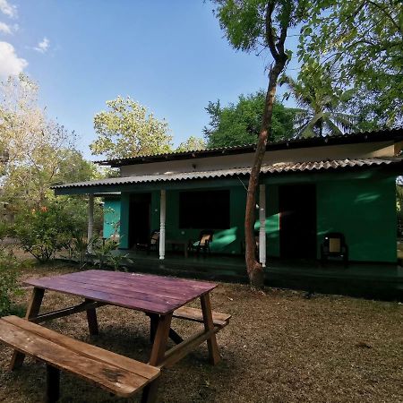The Nilmini Lodge سيغيرِيا المظهر الخارجي الصورة