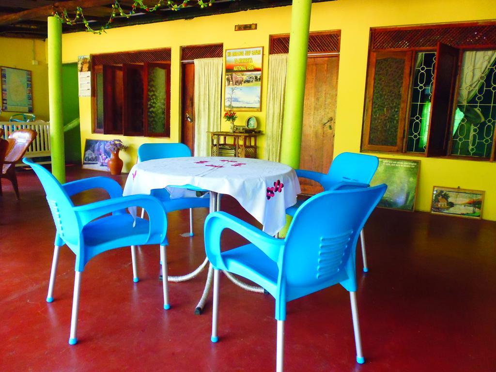 The Nilmini Lodge سيغيرِيا المظهر الخارجي الصورة