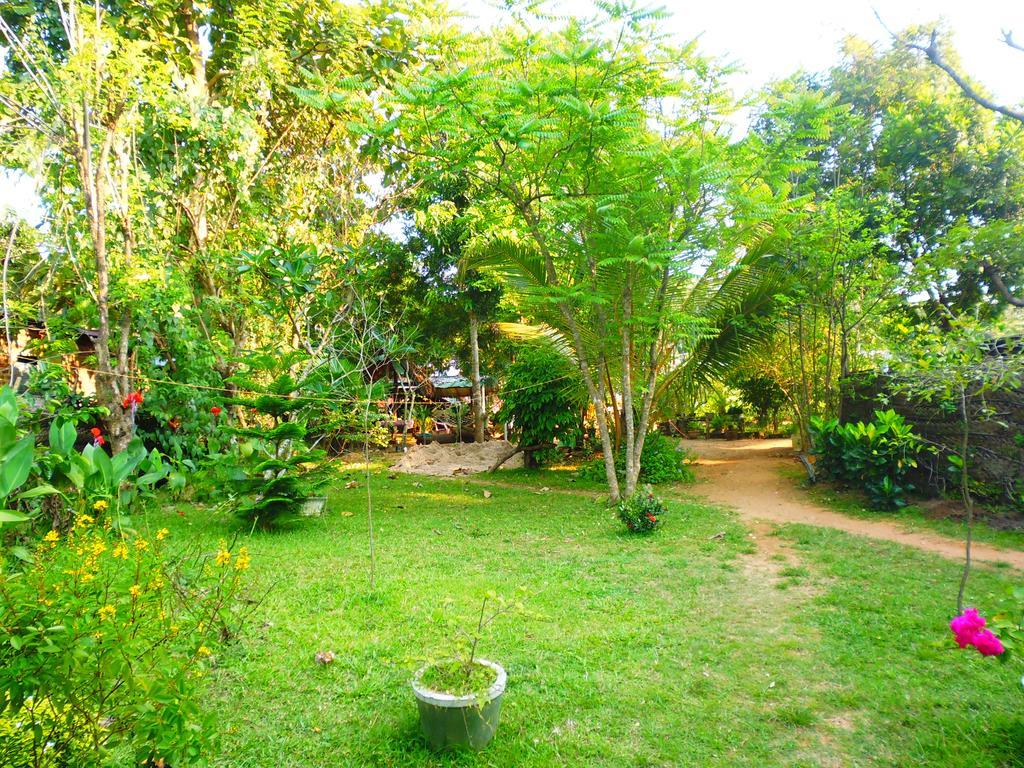 The Nilmini Lodge سيغيرِيا المظهر الخارجي الصورة
