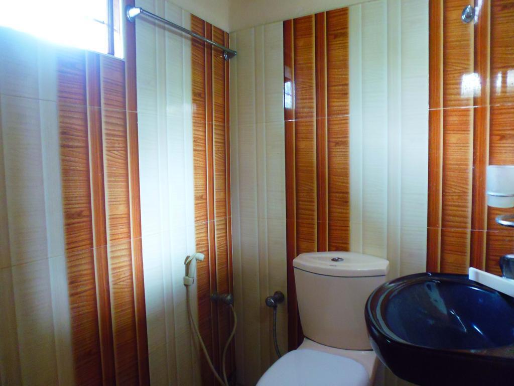 The Nilmini Lodge سيغيرِيا الغرفة الصورة